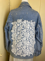 Pearl & Lace embellished denim jacket / L (XL)