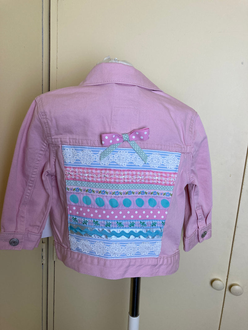 Pretty in pink - Little girls denim jacket with pastel Lilly Pulitzer / XS (4-5)